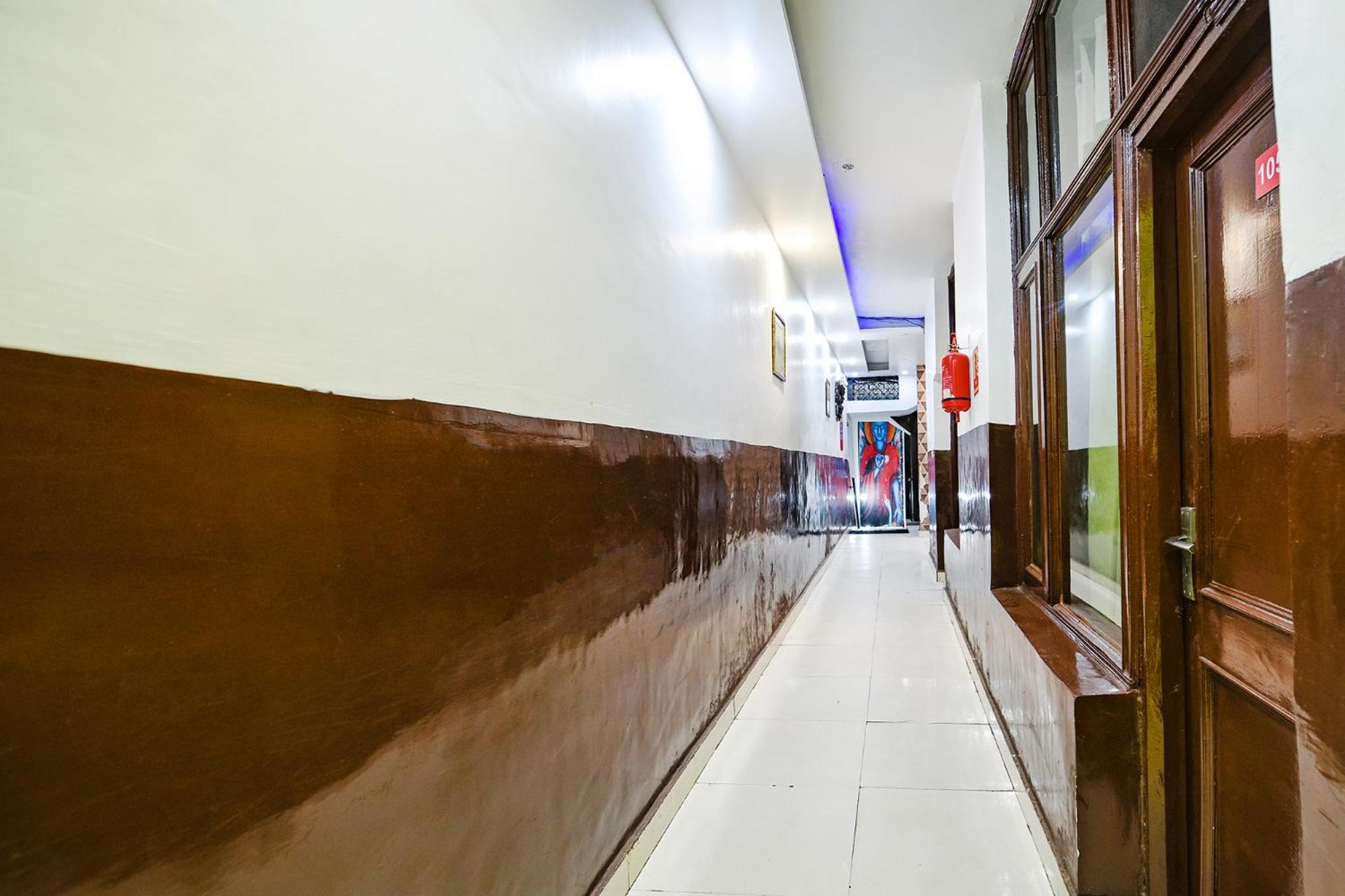 Hotel Fabexpress Diamond Sec 45 Chandīgarh Exterior foto