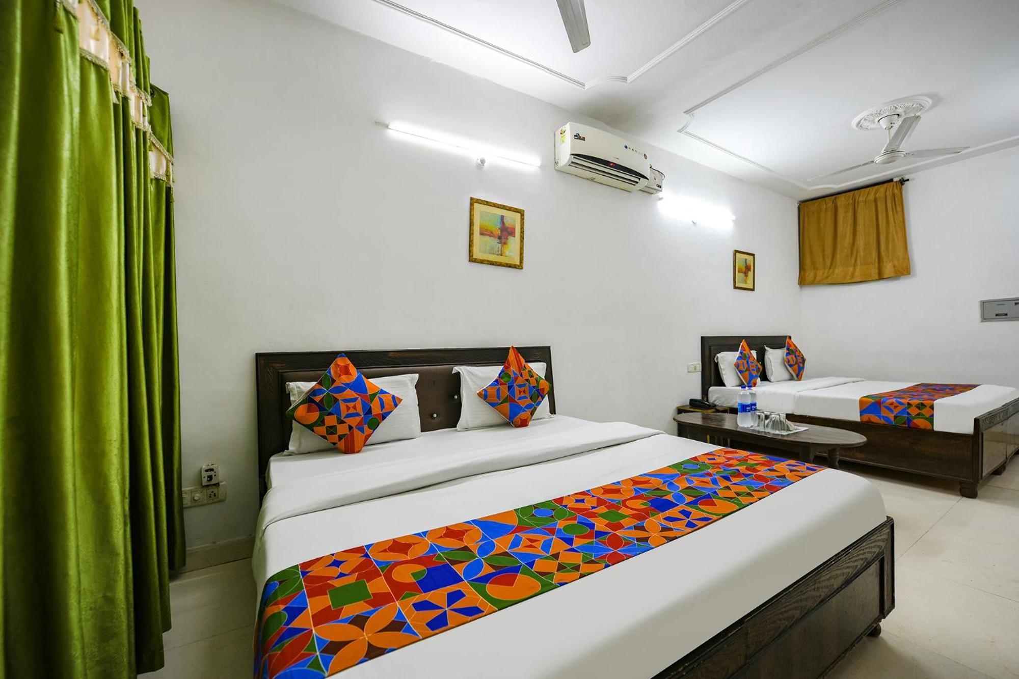 Hotel Fabexpress Diamond Sec 45 Chandīgarh Exterior foto